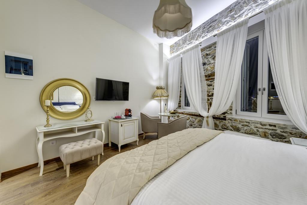 1844 Suites Syros Ermoupoli Dış mekan fotoğraf