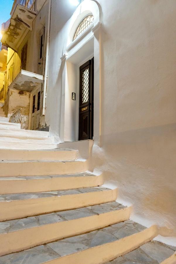 1844 Suites Syros Ermoupoli Dış mekan fotoğraf